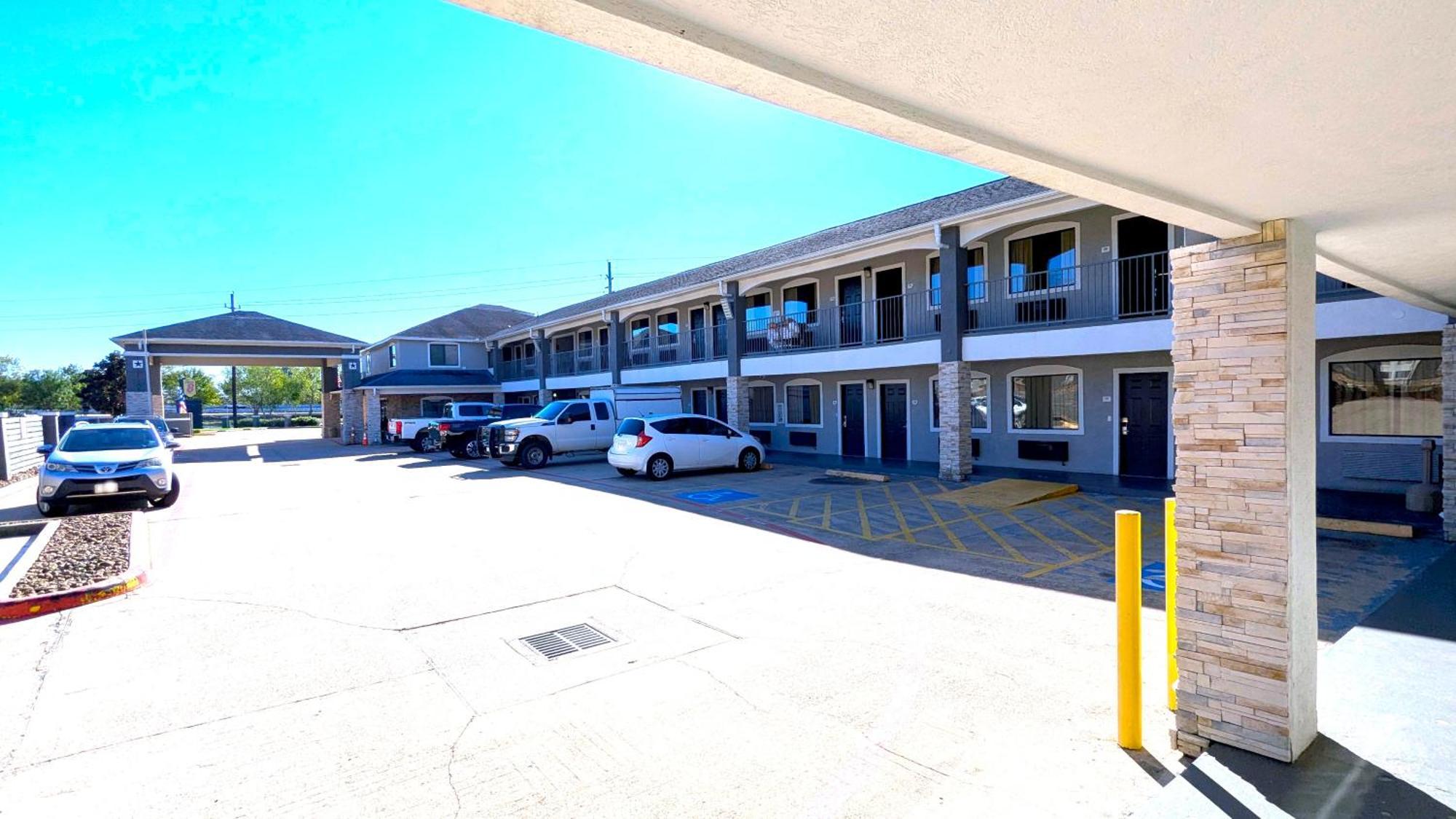 Super 8 By Wyndham Houston/Willowbrook Hwy 249 Exterior foto